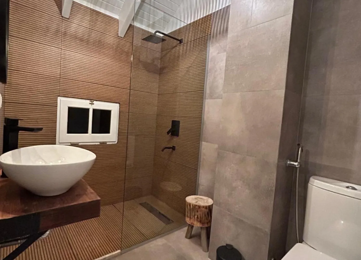 Oeste Suites Mendoza